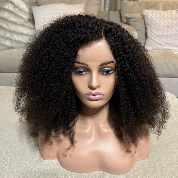 Wig - Picture 3 of 6